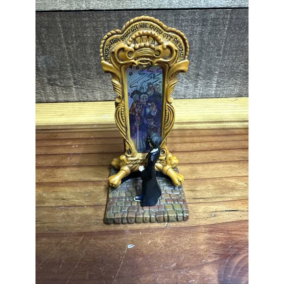 Vintage Dept 56 Harry Potter The Mirror of Erised Tabletop - Picture 2 of 8